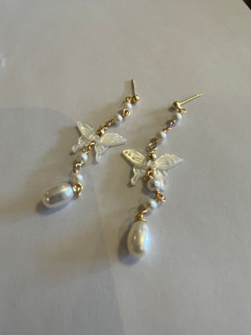 Freshwater Pearl Earrings | 6–7mm Drop · Butterfly Shell Design · Non-Silver Fittings