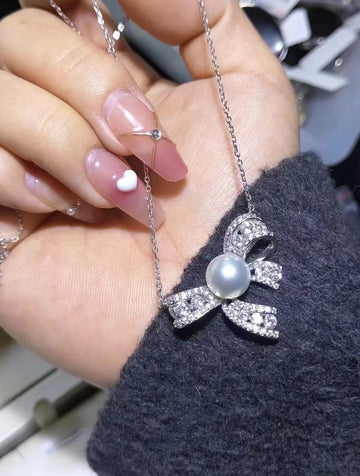 Akoya Pearl Necklace with Bow Design | 8–9mm · S925 Sterling Silver