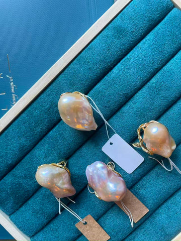 Baroque Pearl Ring | Oversized Design · Gold-Tone Metal · Tarnish Resistant · Random Styles
