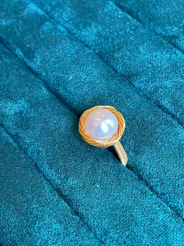 Baroque Freshwater Pearl Ring | 9–10mm · Button Shape · Adjustable · Tarnish-Resistant Metal · Random Shipment
