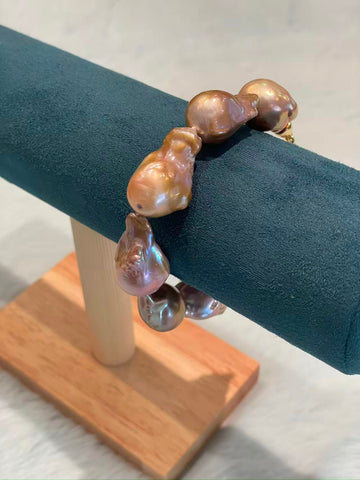 Baroque Freshwater Pearl Bracelet | 23cm · Lavender & Champagne · Iridescent Glow · Zircon & Anti-Oxidation Metal