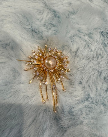 South Sea Golden Pearl Firework Brooch | 9–10mm · Near-Round · Smooth Surface & Strong Luster · Zircon & Alloy Setting