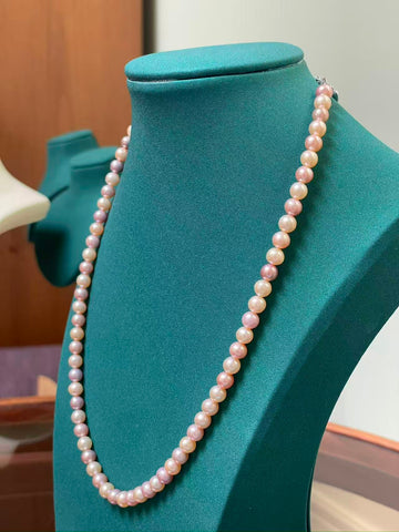 Freshwater Multicolor Pearl Necklace | 5–6mm · Near-Round · Strong Luster · Smooth Surface with Natural Growth Lines · 42cm Length · S925 Sterling Silver Adjustable Clasp
