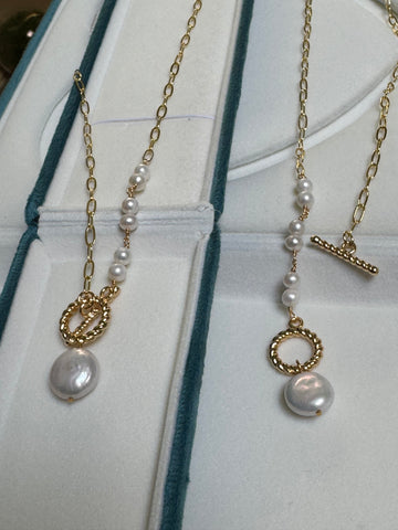 Freshwater Pearl Pendant Necklace | 5–6mm Accent Pearls · 7×13mm Button Pendant Pearl · Strong Luster · Anti-Tarnish Alloy · 44cm Length
