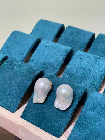 Baroque Pearl Stud Earrings | 13×22mm · Freeform Shape · High Luster · Gold-Tone Metal