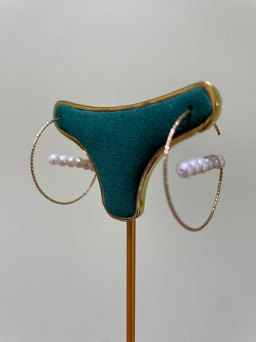 Freshwater Pearl Hoop Earrings | 3–4mm · Near-Round · Flawless Small Pearls · Turquoise & Red Agate Accents · Gold-Tone Metal · 3cm Diameter