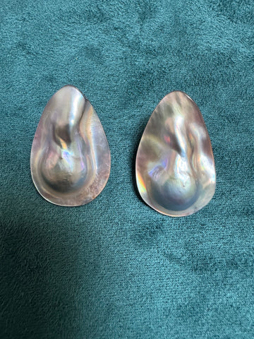 Mabe Pearl Stud Earrings | 21–32mm · Silver-Gray · Iridescent Silk Finish · Statement Design