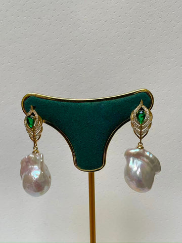 White Baroque Pearl Drop Earrings | 13×15–17×19×22–23mm · Iridescent White-Pink Glow · Gold-Plated Setting · Zircon & Green Crystal · Peacock Feather Back