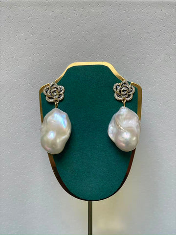 White Baroque Pearl Drop Earrings | 13×18×27mm · Iridescent White Glow · Gold-Plated Setting · Zircon Accents · Rose Design