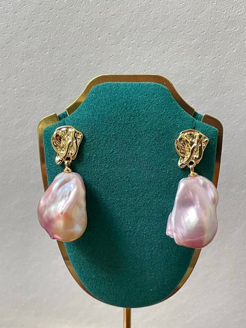 Champagne-Purple Baroque Pearl Drop Earrings | 12–15–23mm · Silky Luster · Gold-Plated Setting