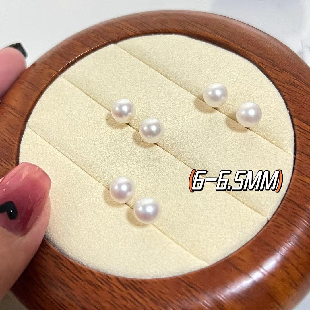 Minimalist Akoya-Style Freshwater Pearl Studs | 3–4.5mm Round Pearls · Strong Luster · S925 Silver Posts