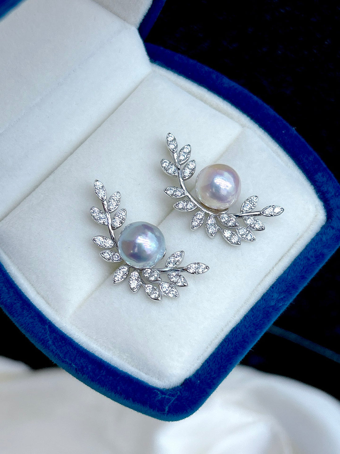Olive Branch Pendant | 8–9mm Tahitian Pearl · S925 Silver · Gold &amp; Silver Options