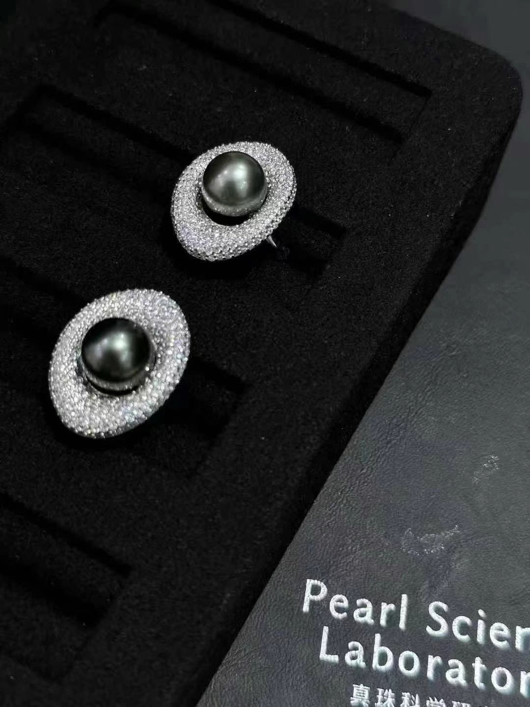 Tahitian Pearl Ring | 10–11mm · Oil-Sheen Luster · Adjustable · S925 Sterling Silver