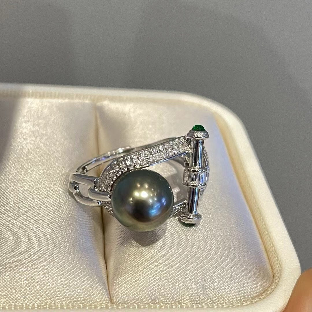 Tahitian Pearl Ring | 9–10mm · Near Flawless · Oil-Sheen Luster · Green Accent · Vintage Style