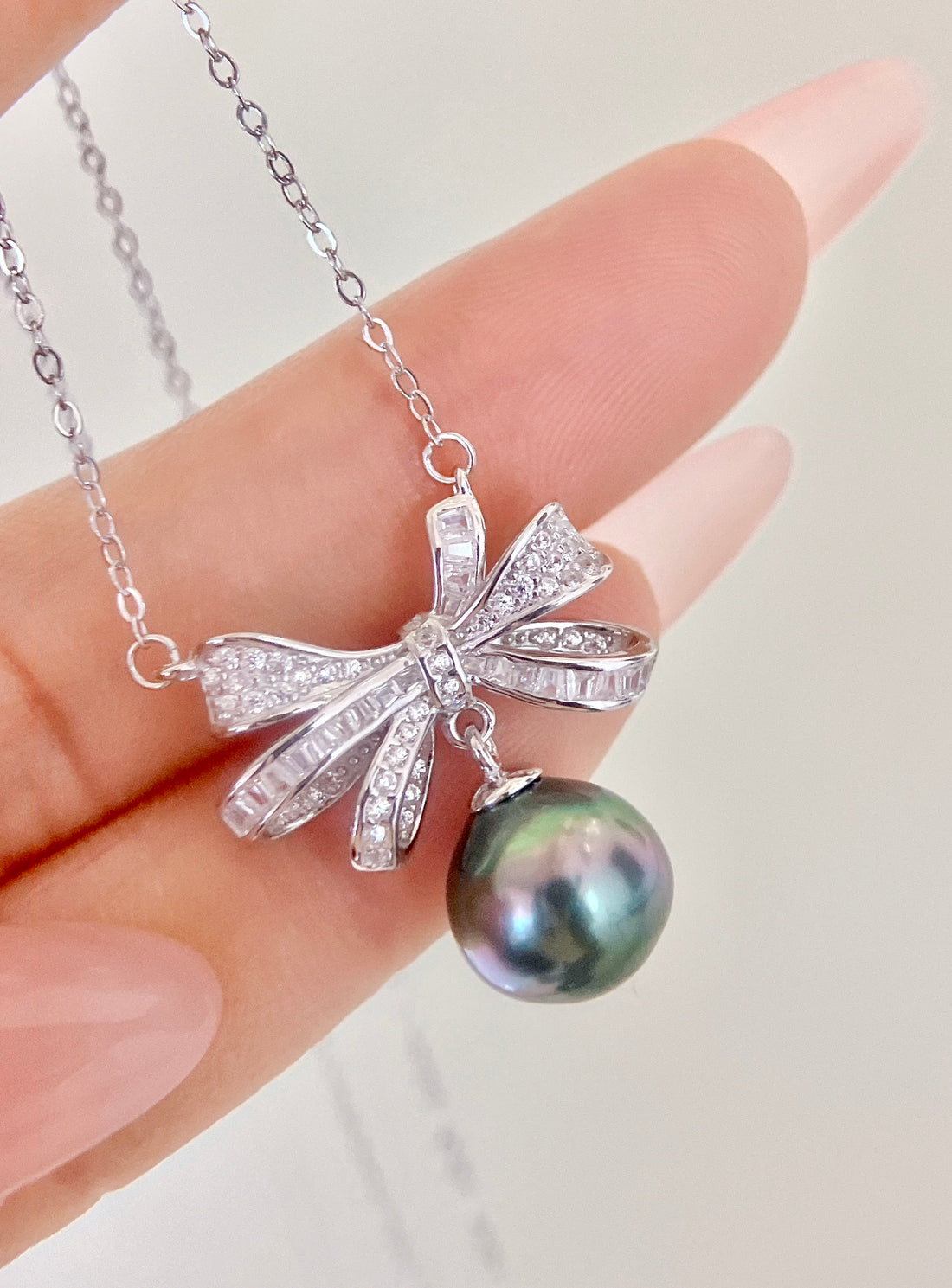Tahitian Pearl Pendant | ~10mm · Near Round · Subtle Blemishes · Zircon-Set S925 Sterling Silver