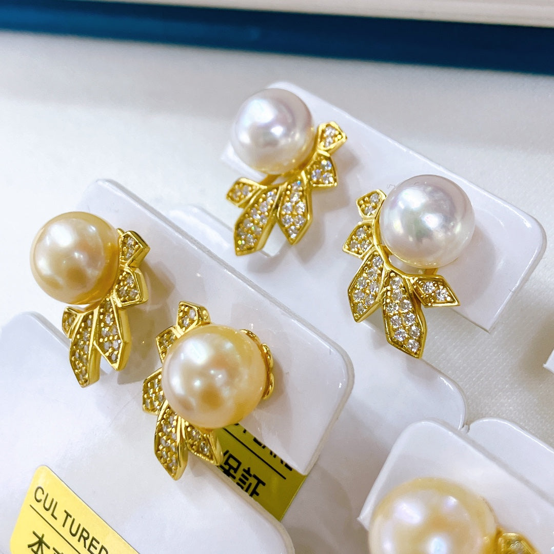 Akoya 珍珠耳钉 | 8–8.5 毫米 · 白色 · 极光光泽 · 高品质 · S925 纯银