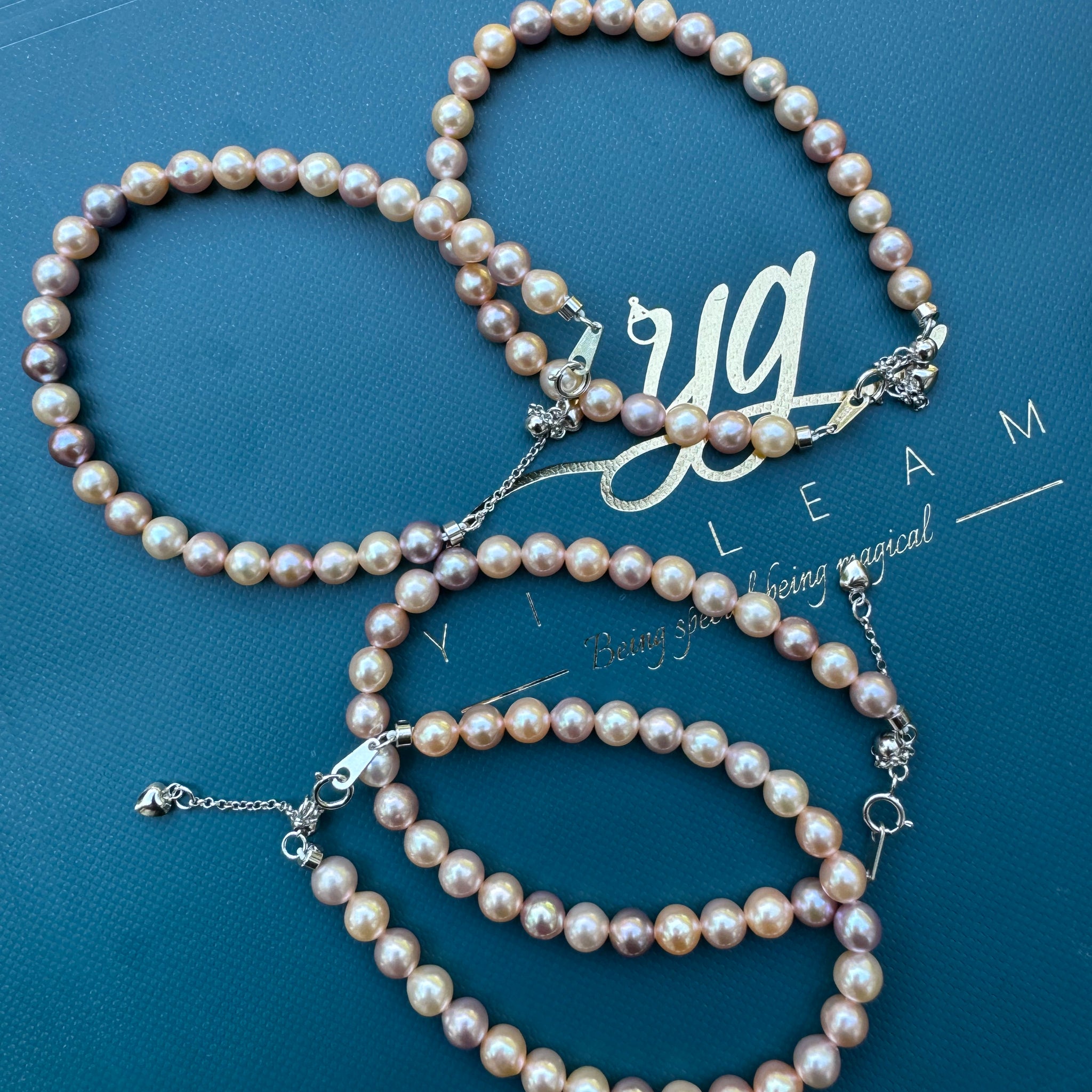 Freshwater Pearl Bracelet | ~5.4mm · Near Round · Lavender-Pink Mix · Strong Luster · S925 Sterling Silver · Adjustable · Random Shipment