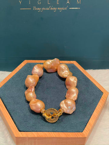 Baroque Freshwater Pearl Bracelets | Champagne-Pink Iridescence · 20.5–21cm · Random Shipment