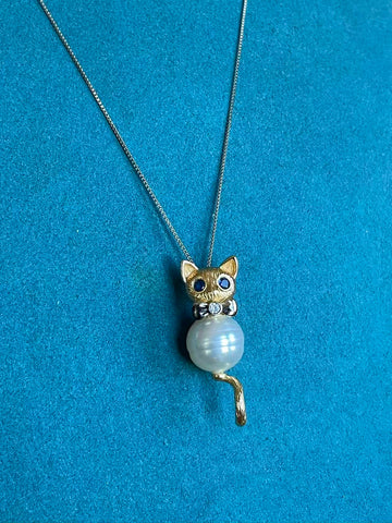 Freshwater Baroque Pearl Cat Pendant Necklace — 11–12mm · Blue Zircon Eyes · S925 Sterling Silver · Adjustable