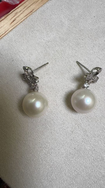 Freshwater Pearl Drop Earrings — 11–12mm Perfectly Round · Zircon Bow · S925 Sterling Silver · 2.5cm