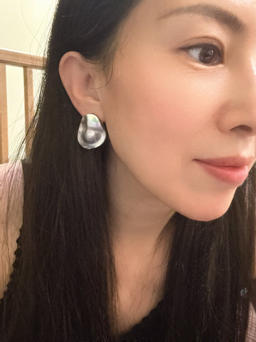 Mabe Pearl Stud Earrings | 21–32mm · Silver-Gray · Iridescent Silk Finish · Statement Design