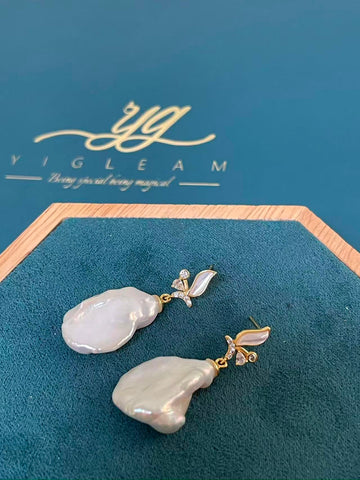 White Baroque Pearl Drop Earrings | 6–7×25mm · Oval · Super Strong Luster · Gold‑Plated S925 Silver & Shell Inlay