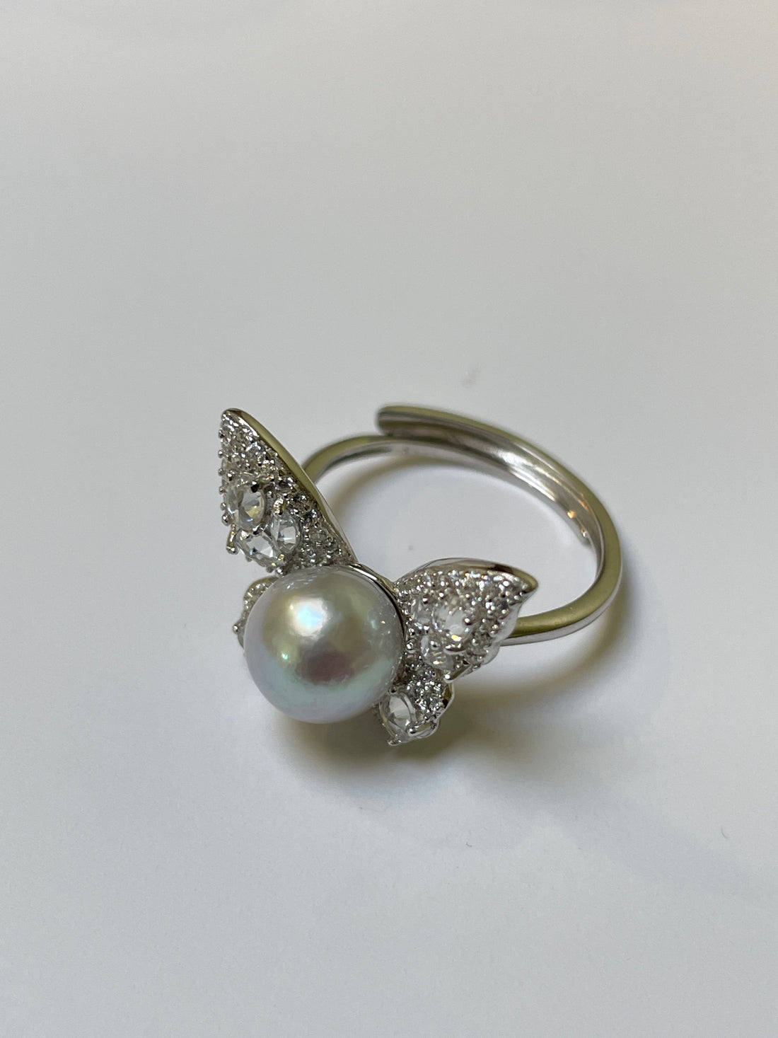 Butterfly Akoya Pearl Ring | 7.5–8mm Near-Round · S925 Silver · Adjustable Open Band