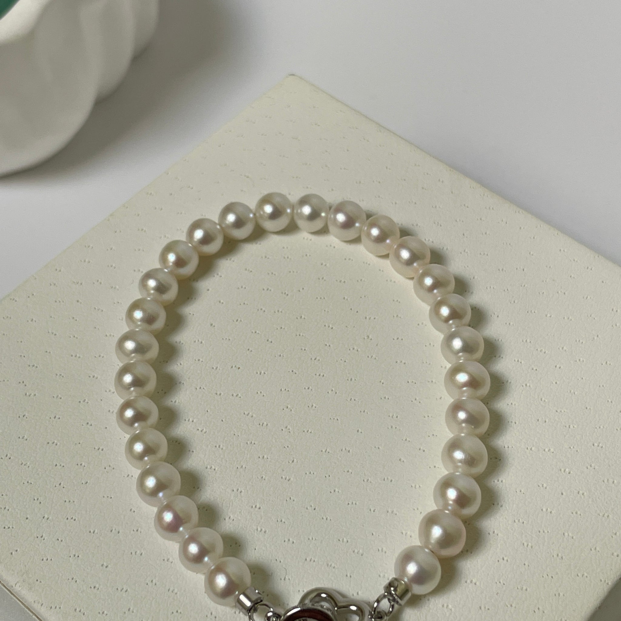 Bracelet de perles d'eau douce à fermoir classique | Perles de 5,5 à 6 mm · Argent S925