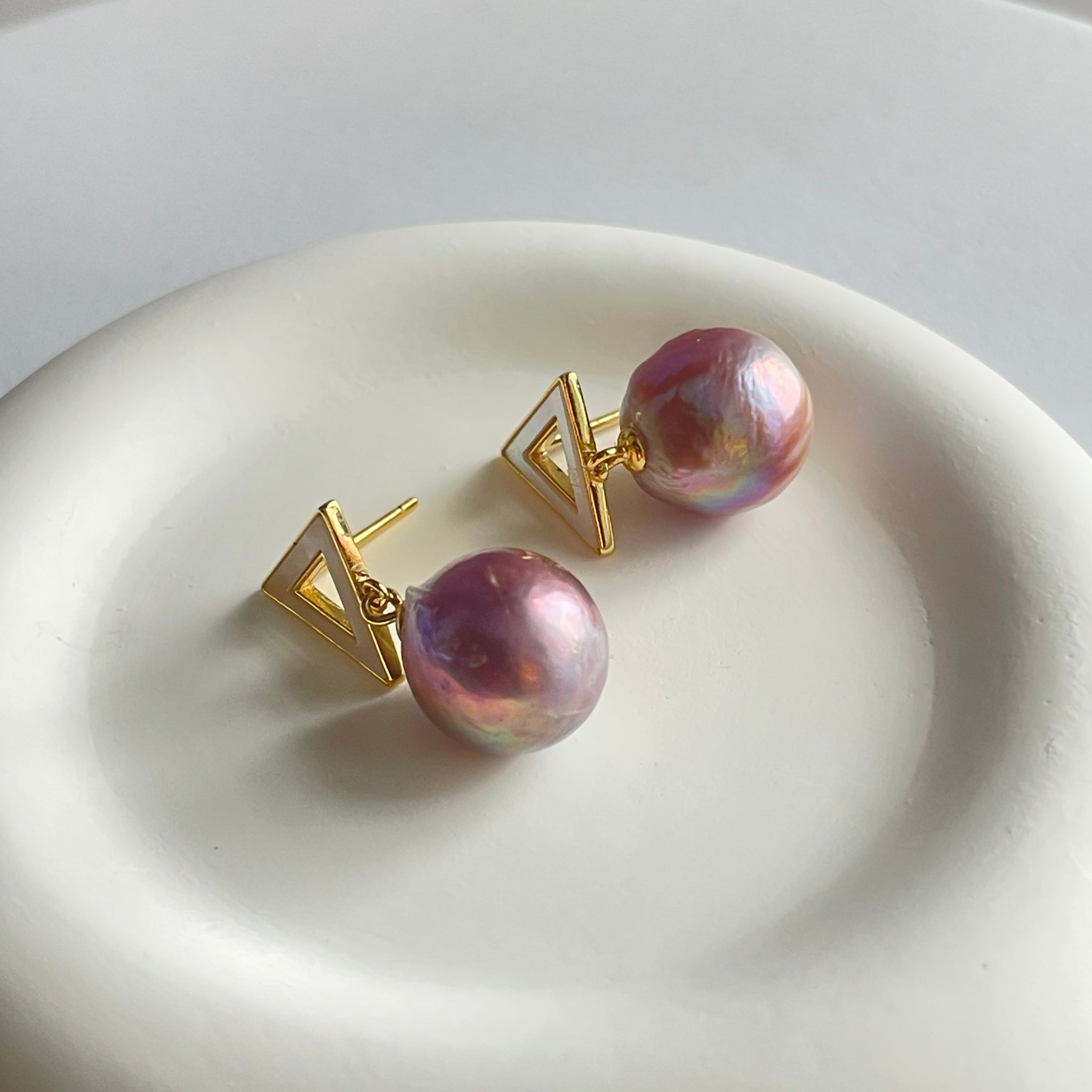 Freshwater Baroque Pearl Drop Earrings | 12–13mm · Iridescent Purple · Gold-Tone Metal · Shell Triangle Stud Design · 2.6cm Length