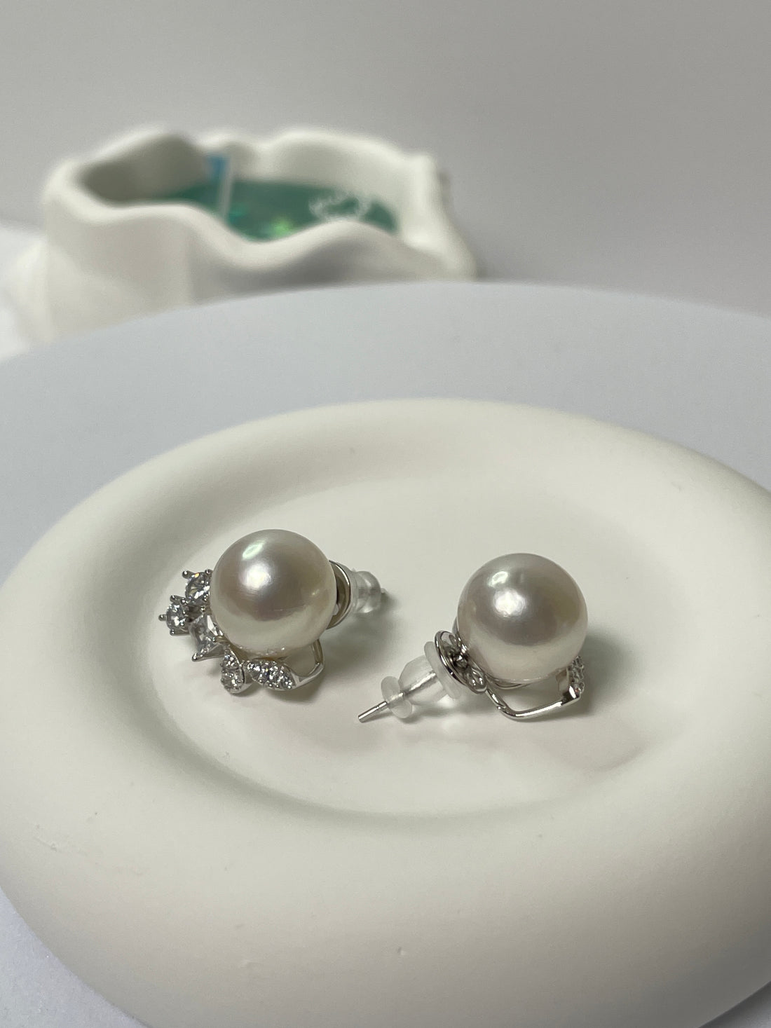 Freshwater Pearl Convertible Earrings | 11–12mm · Round · High Luster · S925 Zircon Leaf Design