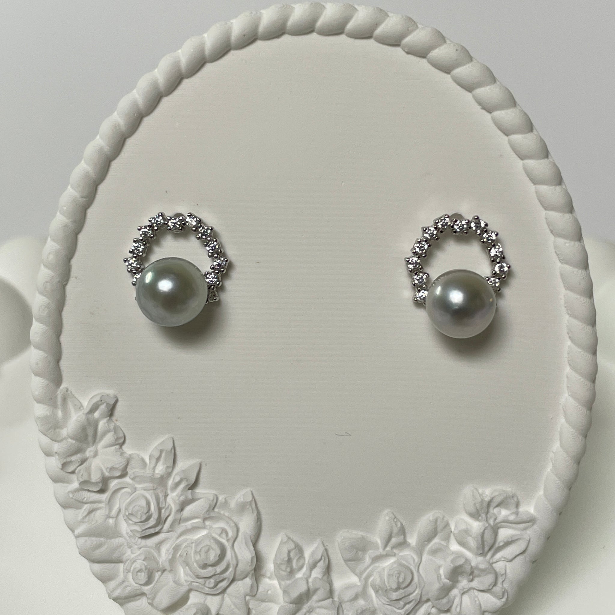 Akoya Pearl Halo Earrings | 7.6–7.9mm · Round · High Luster Gray Tone · S925 &amp; Zircon Circular Design