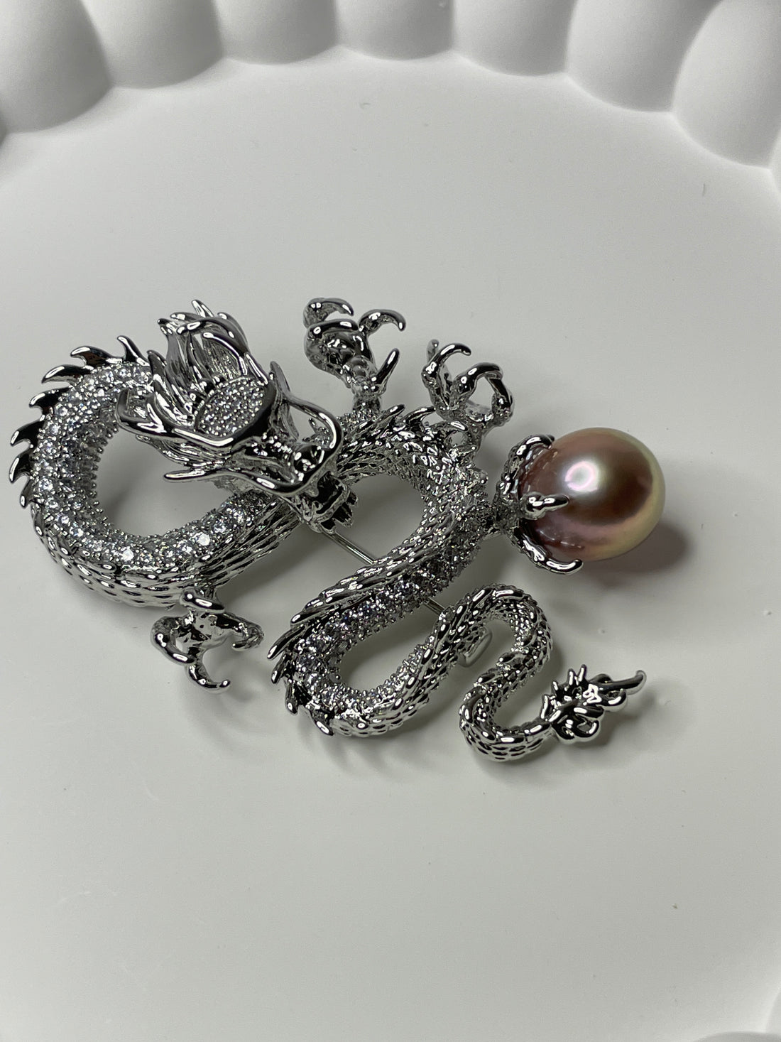 Dragon &amp; Freshwater Pearl Brooch | 10–11mm Pink Drop Pearl · Zircon Accents · Anti-Fading Alloy