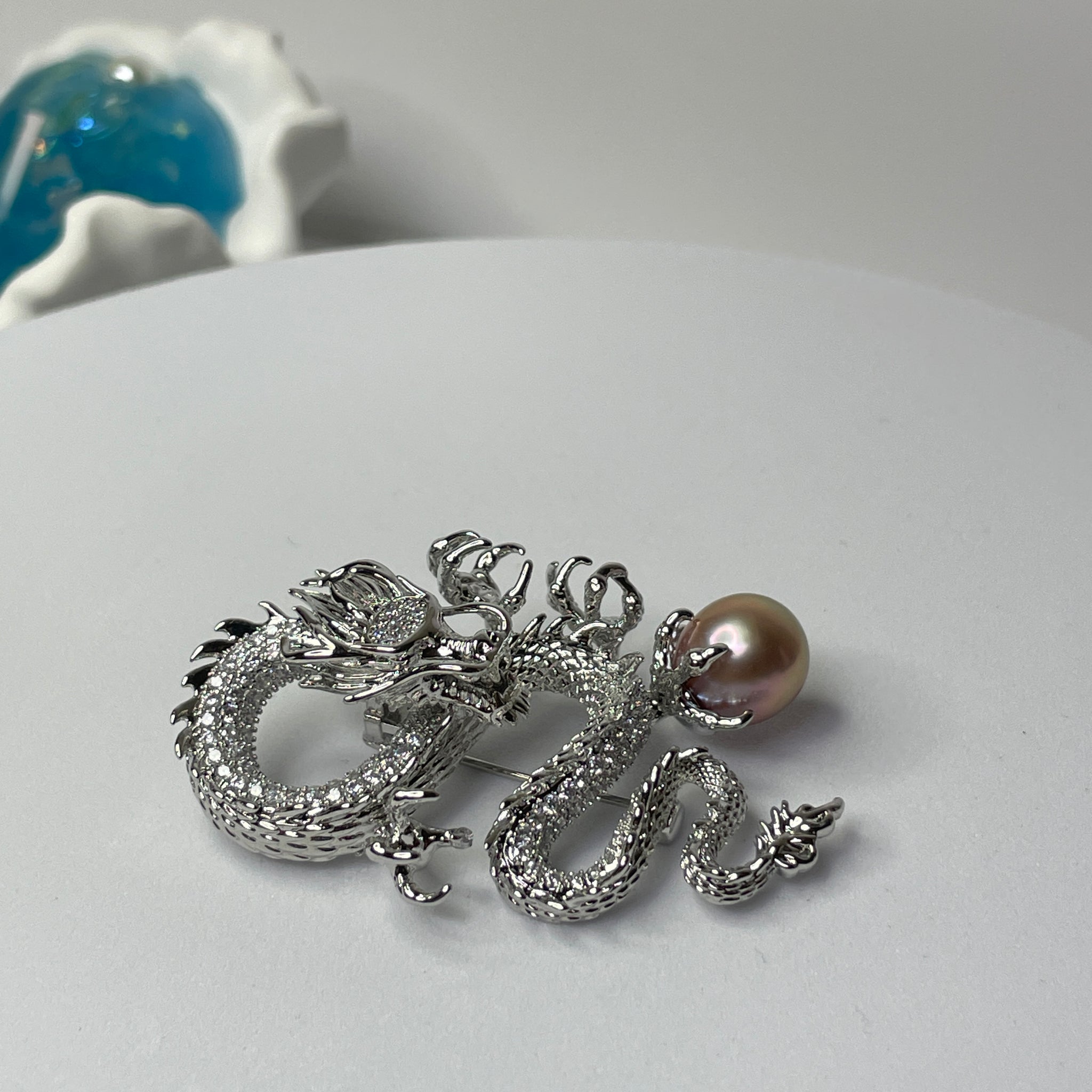 Dragon &amp; Freshwater Pearl Brooch | 10–11mm Pink Drop Pearl · Zircon Accents · Anti-Fading Alloy