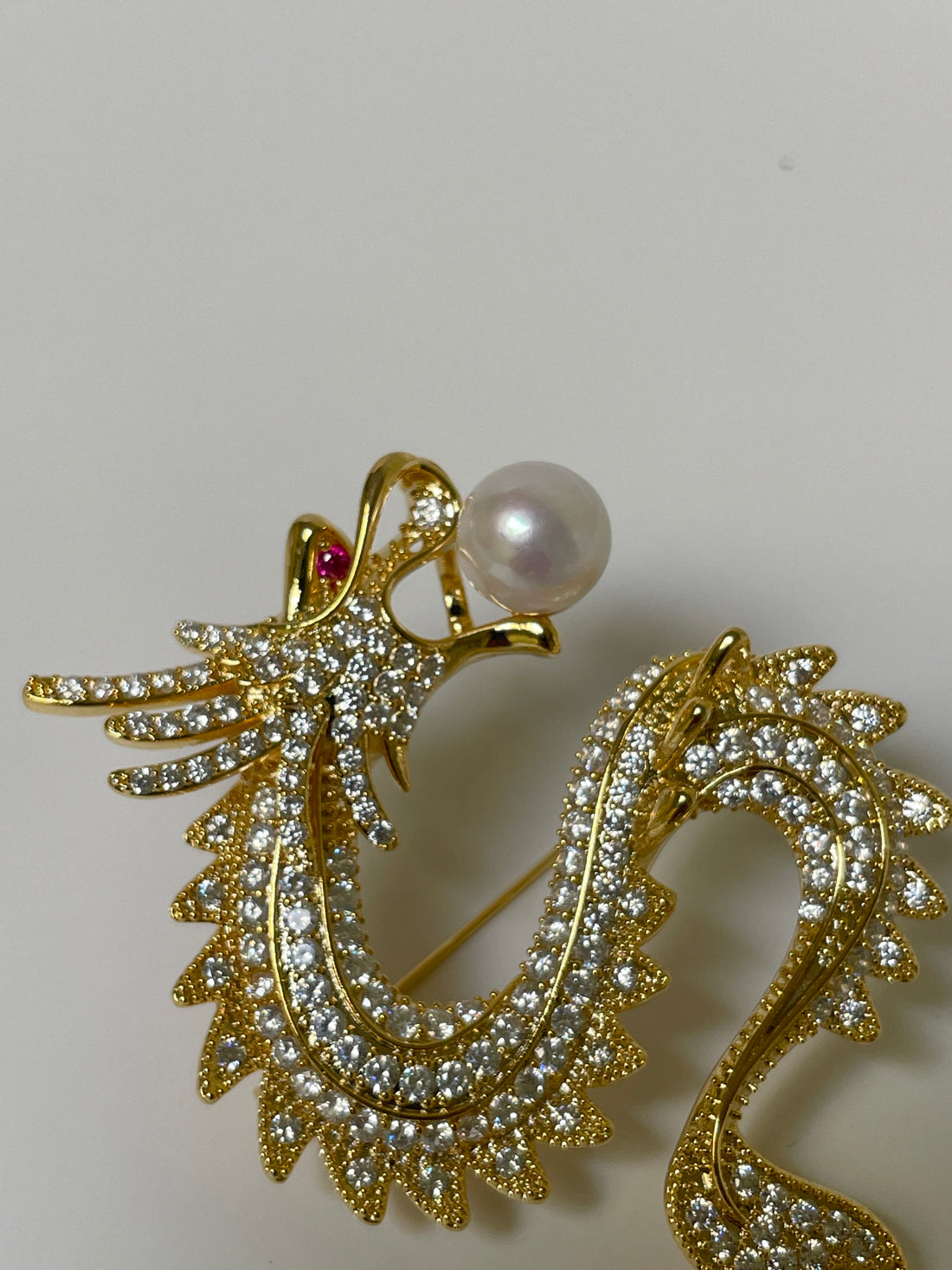 Golden Dragon Pearl Brooch | 9–10mm Round Pearl · Zircon Accents · Gold-Plated Alloy