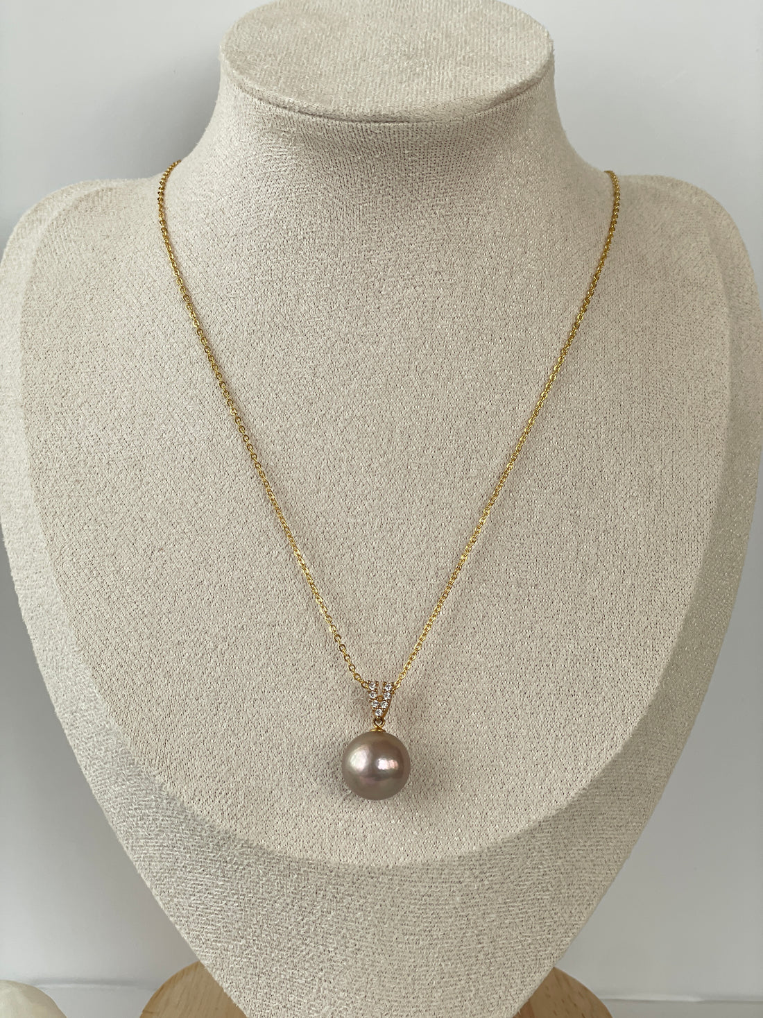Freshwater Pearl Pendant | 11–12mm · Purple · High Luster · Gold-Plated S925 Silver · Zircon V-Shaped Bail (Pendant Only)