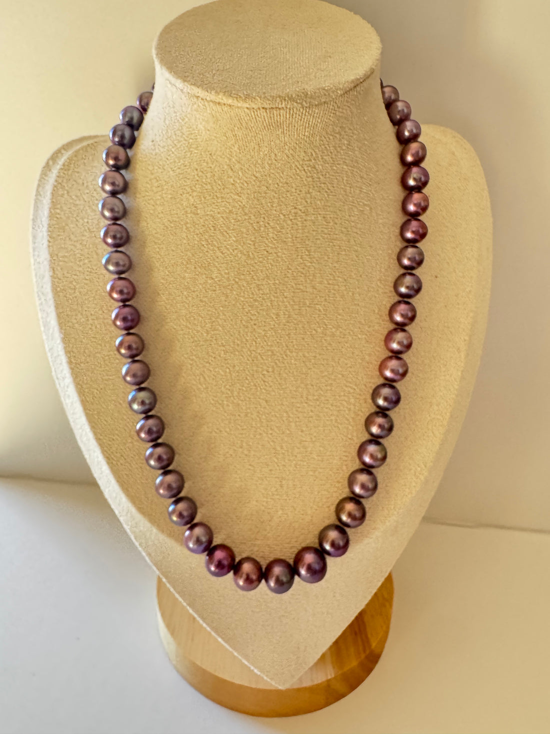 Freshwater Pearl Necklace | 7–8mm to 10–11mm · Near-Round · Natural Iridescent Purple · High Luster · S925 Silver Ingot Clasp · 44.5cm