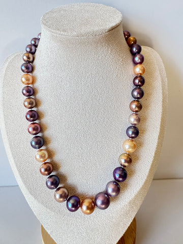 Freshwater Pearl Candy Necklace | 7–8mm to 11–12mm · Round · Natural Multicolor Iridescence · Exceptional Luster · Au585 14K Gold Ingot Clasp · ~43cm