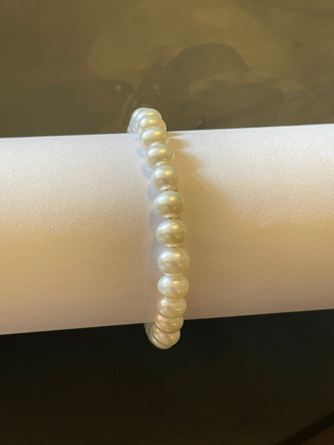 Elegant Clasp Bracelet | 5–6mm Near-Round Nucleated-Free Pearls · S925 Silver