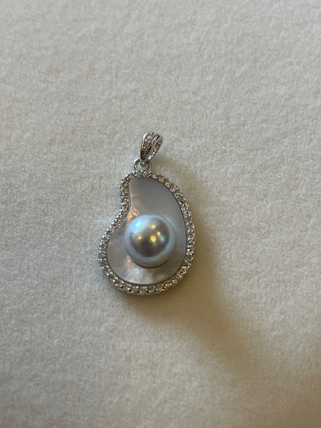 Gourd Pendant with Natural Mother-of-Pearl & Zircon | 6–7mm Saltwater Pearl · S925 Sterling Silver