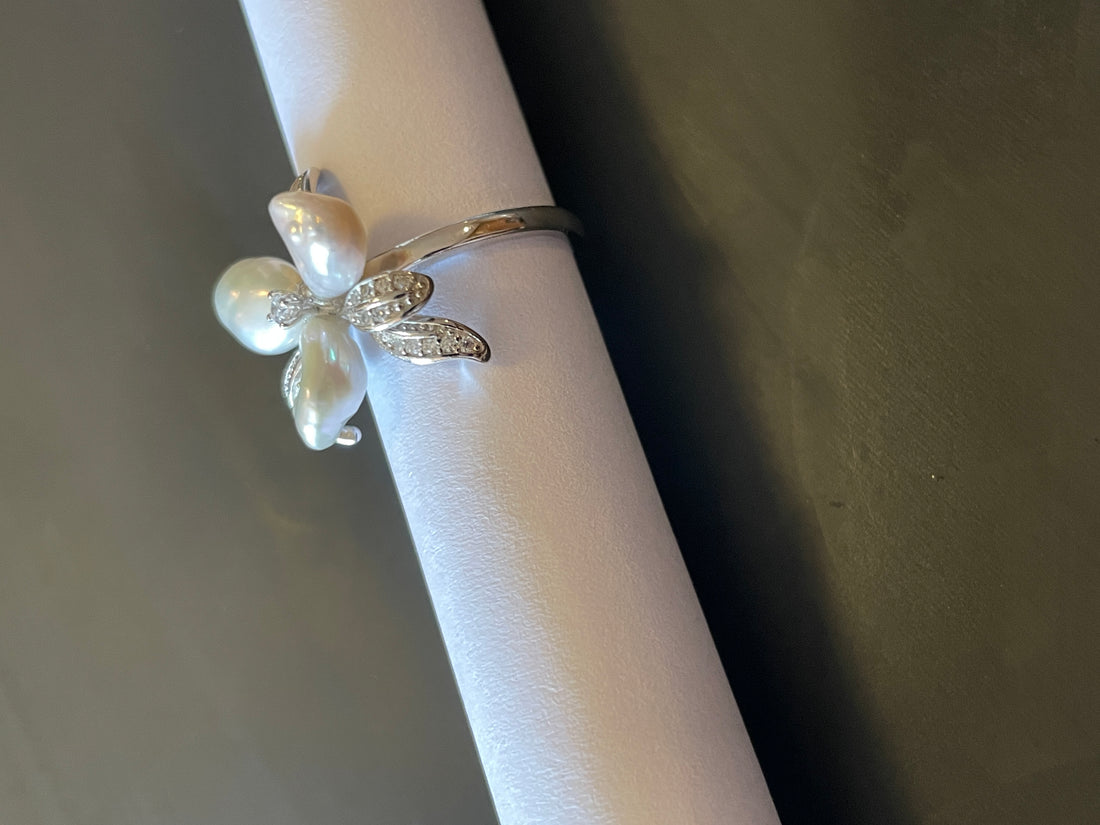 Adjustable Freshwater Pearl Ring | Open Band · S925 Silver · Color May Vary Slightly