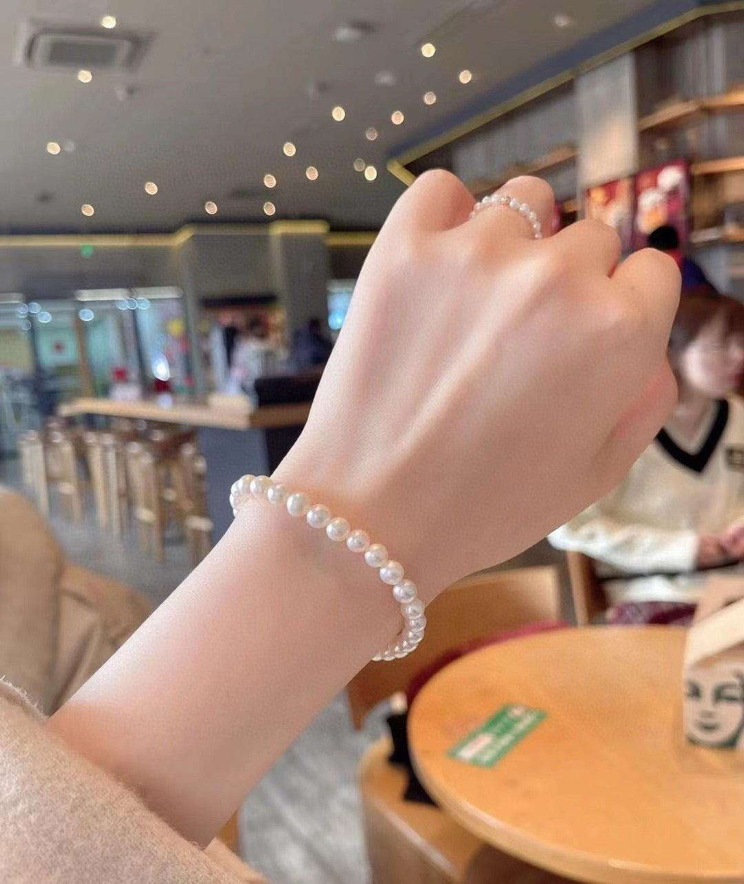 Elegant Clasp Bracelet | 5–6mm Near-Round Nucleated-Free Pearls · S925 Silver