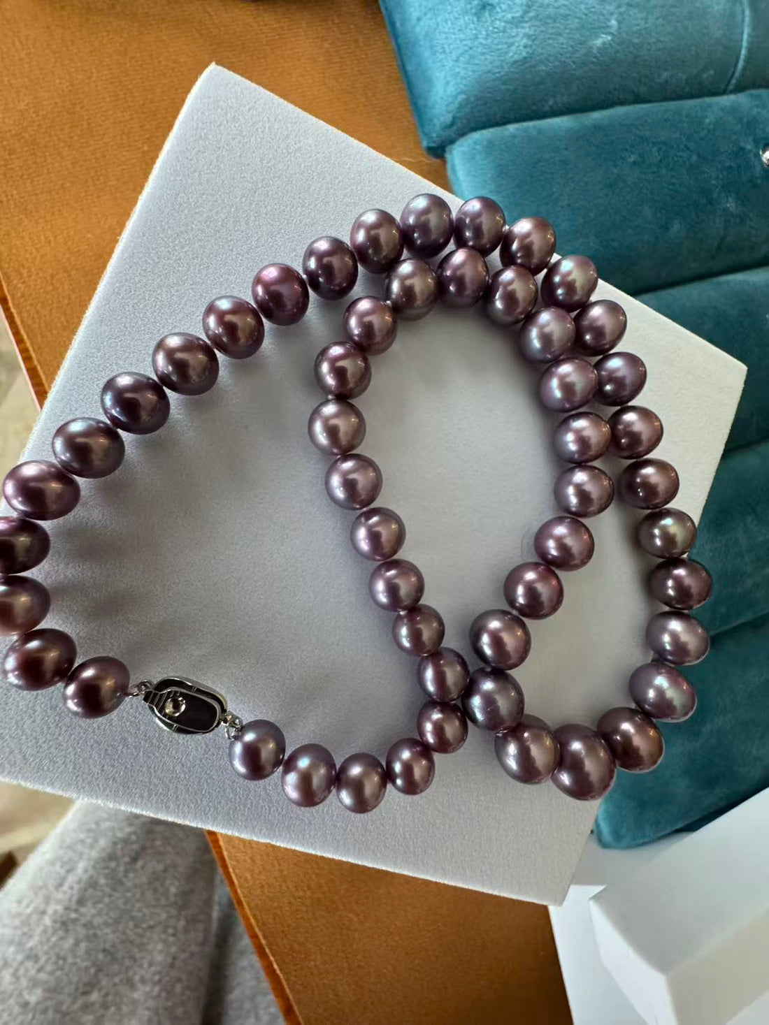 Freshwater Pearl Necklace | 7–8mm to 10–11mm · Round · Natural Iridescent Purple · Rare Quality · 14K Gold Clasp · 43cm