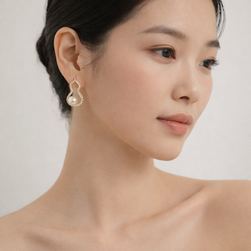Model wearing image