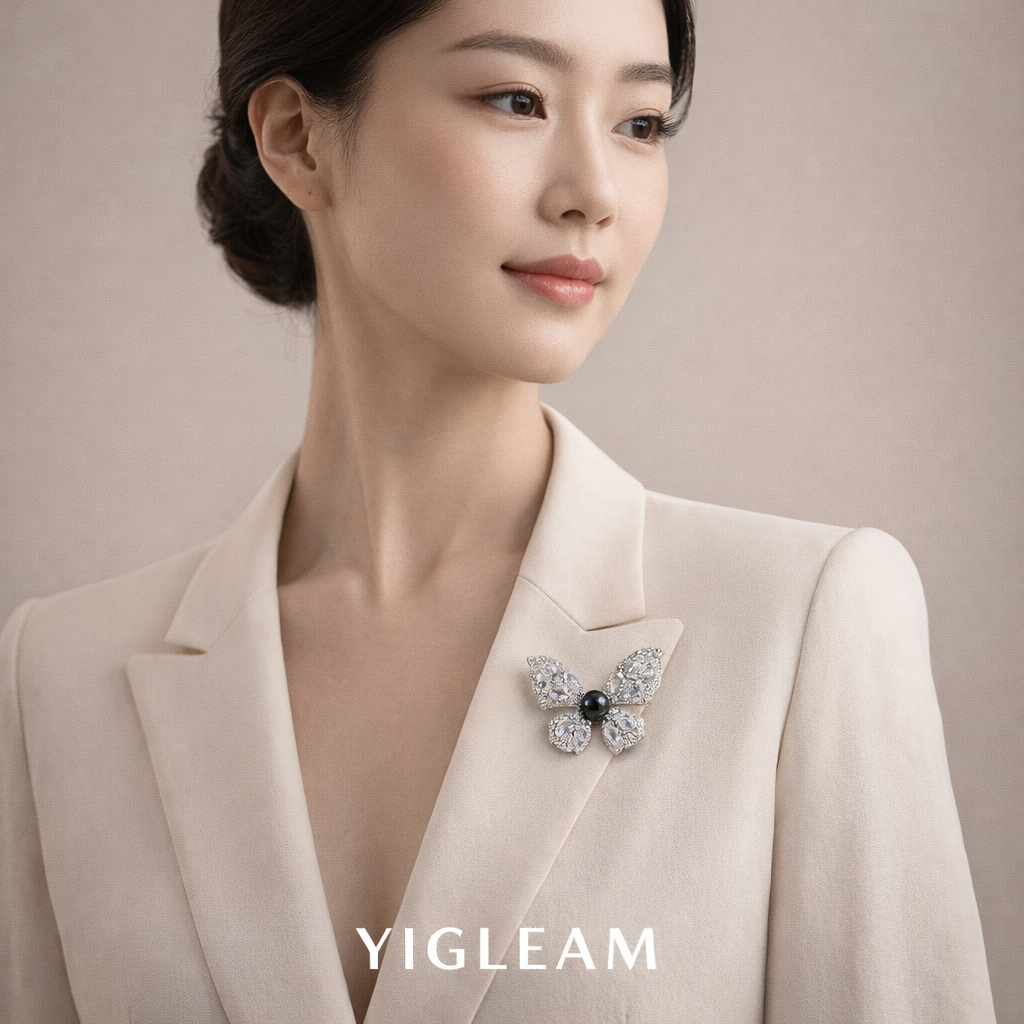 Model wearing image
